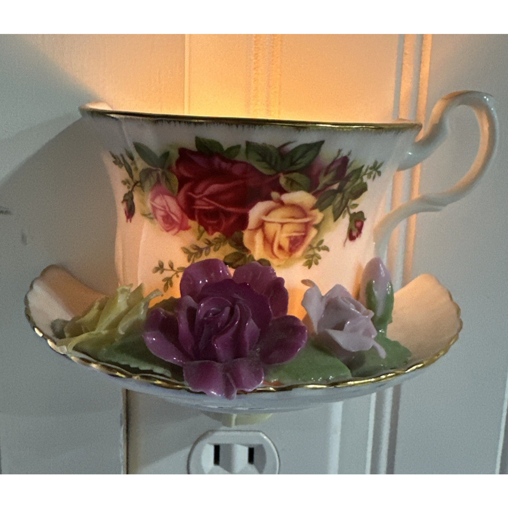 Vintage Royal Albert Old Country Roses Tea Cup Nightlight Cover